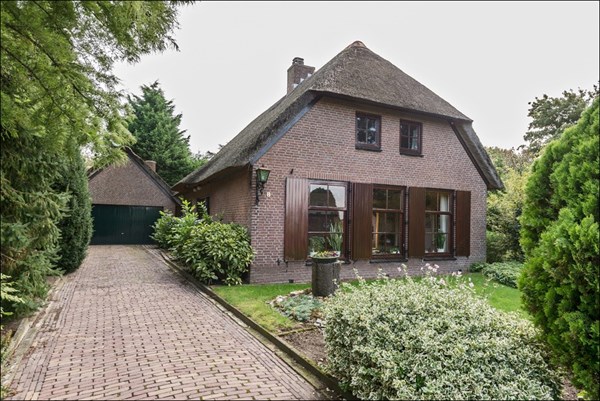 Achterweg 8, Rumpt